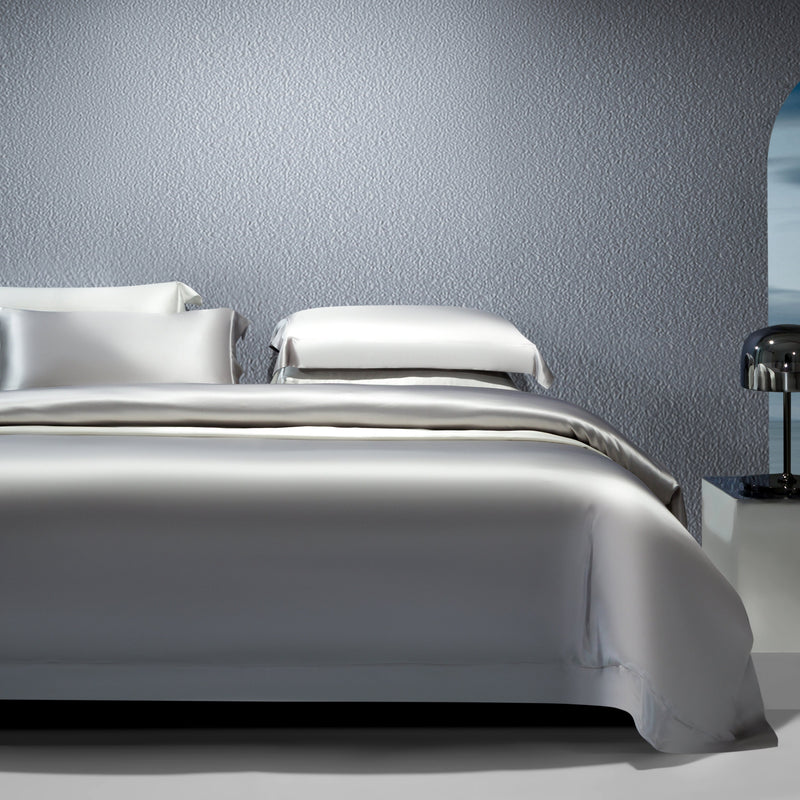 Set lenzuola in seta naturale