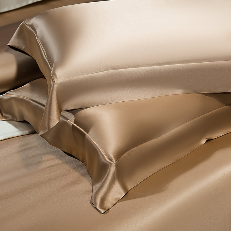 Set lenzuola in seta naturale