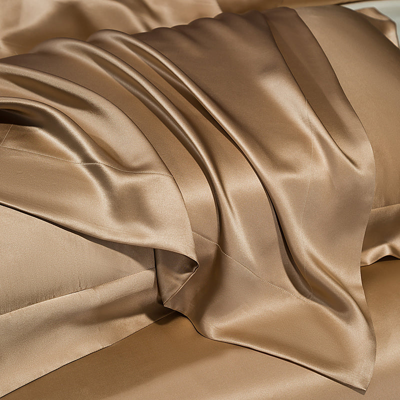 Set lenzuola in seta naturale